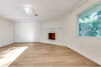 704 Turner Boulevard, Grand Prairie, TX 75050 - Photo 8