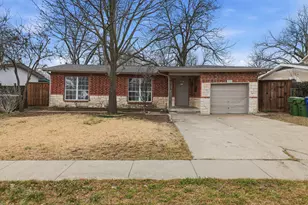 202 E Linda Dr, Garland, TX 75041 - Photo 1