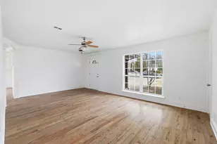 202 E Linda Dr, Garland, TX 75041 - Photo 16