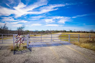 198 S Ranch Road, Graham, TX 76450 - Photo 18
