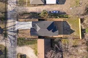 1202 N Breckenridge St, Ennis, TX 75119 - Photo 32