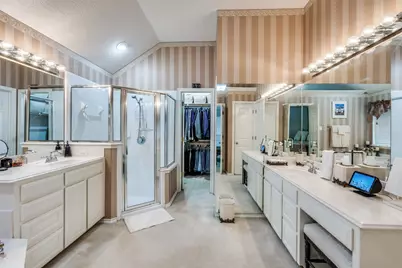 7928 Fox Chase Drive, Arlington, TX 76001 - Photo 20