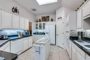 7928 Fox Chase Dr, Arlington, TX 76001 - Photo 12