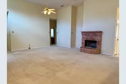 2705 Water Oak Drive, Grand Prairie, TX 75052 - Photo 6