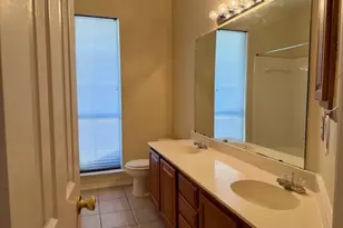 2705 Water Oak Dr, Grand Prairie, TX 75052 - Photo 14