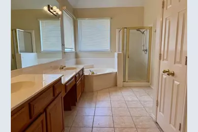 2705 Water Oak Drive, Grand Prairie, TX 75052 - Photo 10