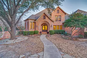 390 Oak Ridge Dr, Fairview, TX 75069 - Photo 2