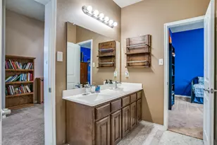 10109 Petrified Tree Ln, McKinney, TX 75072 - Photo 14