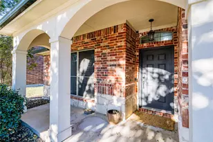 2005 Michelle Creek Dr, Little Elm, TX 75068 - Photo 2