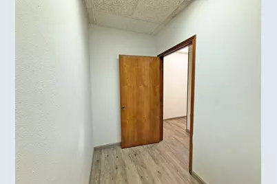 103 E Henderson. Street, Cleburne, TX 76031 - Photo 20