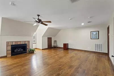 143 Southwood Drive, Burleson, TX 76028 - Photo 30