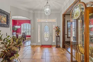 143 Southwood Dr, Burleson, TX 76028 - Photo 4