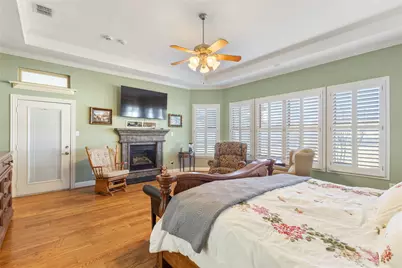 143 Southwood Drive, Burleson, TX 76028 - Photo 12