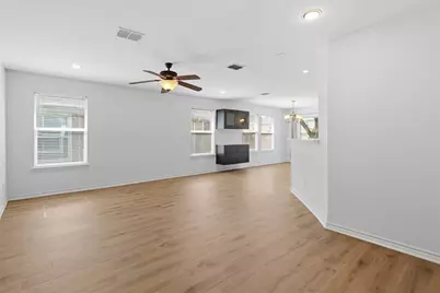 6925 Planters Row Drive, McKinney, TX 75070 - Photo 4