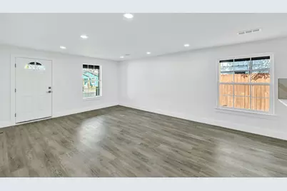 2509 Campbell Street, Fort Worth, TX 76105 - Photo 6