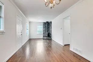 327 Elm Dr, Rockwall, TX 75087 - Photo 2