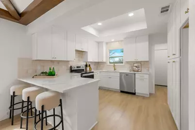 2812 Crooked Creek Drive, Carrollton, TX 75007 - Photo 10