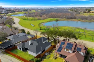 2812 Crooked Creek Dr, Carrollton, TX 75007 - Photo 32