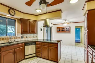 7413 Fuller Cir, Fort Worth, TX 76133 - Photo 12