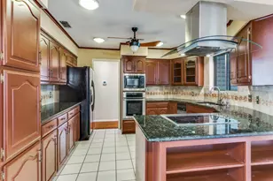 7413 Fuller Cir, Fort Worth, TX 76133 - Photo 10