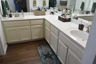 502 Glenwood St, Gainesville, TX 76240 - Photo 14