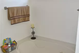 502 Glenwood St, Gainesville, TX 76240 - Photo 16