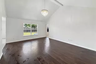 6133 Chalk Hollow Dr, Fort Worth, TX 76179 - Photo 12