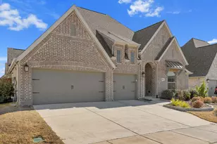 3316 Honey Suckle Ln, Little Elm, TX 75068 - Photo 2
