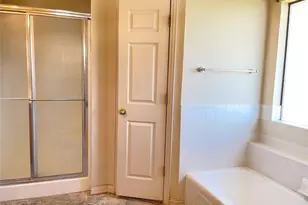 127 Port O Call Ct, Runaway Bay, TX 76426 - Photo 12