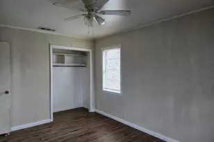 812 N Tyus St, Groesbeck, TX 76642 - Photo 14