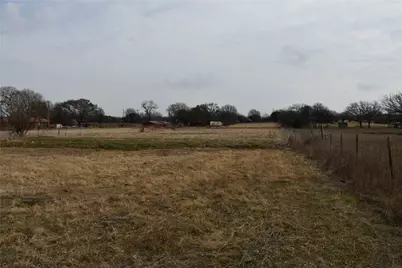 2121 S Hampton Road, Glenn Heights, TX 75154 - Photo 10