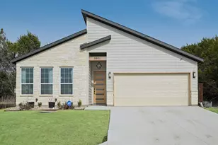5601 San Jacinto Dr, Granbury, TX 76048 - Photo 1