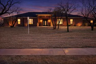 2541 Town View Dr, Cedar Hill, TX 75104 - Photo 4