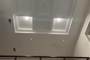 1846 Nomas St, Dallas, TX 75212 - Photo 10