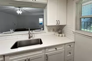 6900 Skillman St, Dallas, TX 75231 - Photo 14