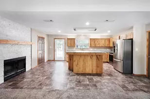 282 Montgomery Rd, Mineral Wells, TX 76067 - Photo 8