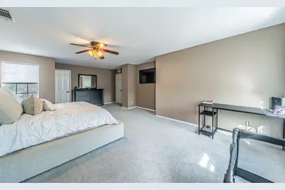 2216 La Salle Trail, Grand Prairie, TX 75052 - Photo 10