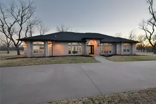 9908 Air Park Dr, Granbury, TX 76049 - Photo 2