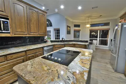 9908 Air Park Drive, Granbury, TX 76049 - Photo 10