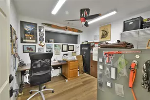 9908 Air Park Dr, Granbury, TX 76049 - Photo 32