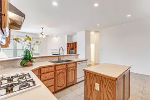 2720 Gray Rock Dr, Fort Worth, TX 76131 - Photo 12