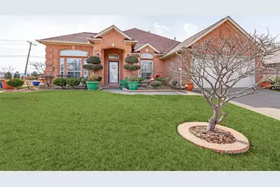 2720 Gray Rock Drive, Fort Worth, TX 76131 - Photo 2