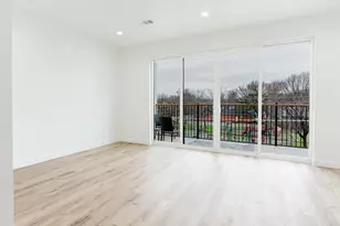 909 Bayonne St, Dallas, TX 75212 - Photo 14