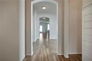 9101 Cranston Ct, Providence Village, TX 76227 - Photo 4