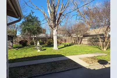 740 Thomas Avenue, Hurst, TX 76053 - Photo 14