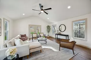 1130 Pioneer Dr, Dallas, TX 75224 - Photo 12