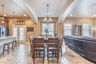 109 1st St, Denton, TX 76201 - Photo 6