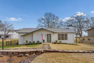 25 Shoreline Dr, Star Harbor, TX 75148 - Photo 1