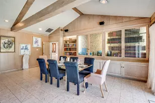 1202 S Lindsay St, Gainesville, TX 76240 - Photo 14