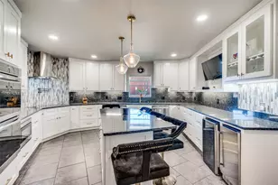 1202 S Lindsay St, Gainesville, TX 76240 - Photo 16